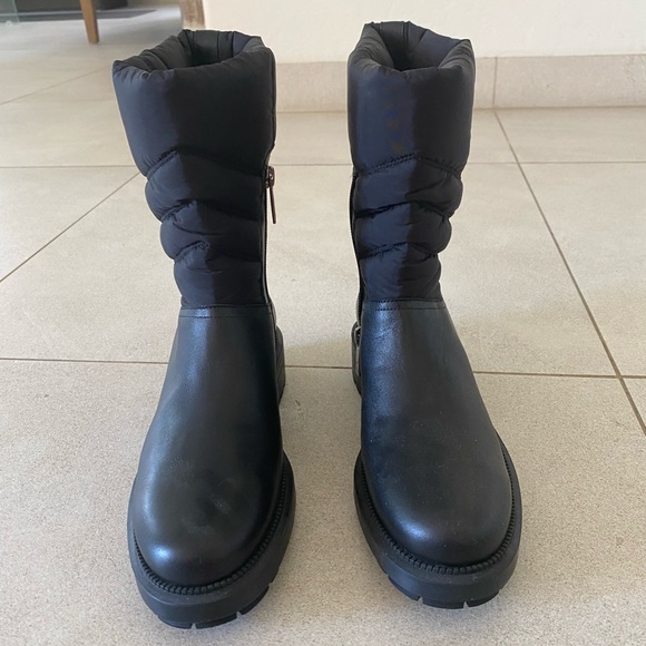 Boots - Picture 2 of 4